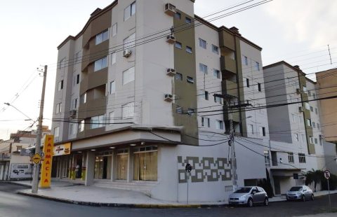 APARTAMENTO SEMIMOBILIADO, 3 DORMITÓRIOS, 1 SUÍTE SACADA COM CHURRASQUEIRA A CARVÃO, SANTA BÁRBARA, CRICIÚMA